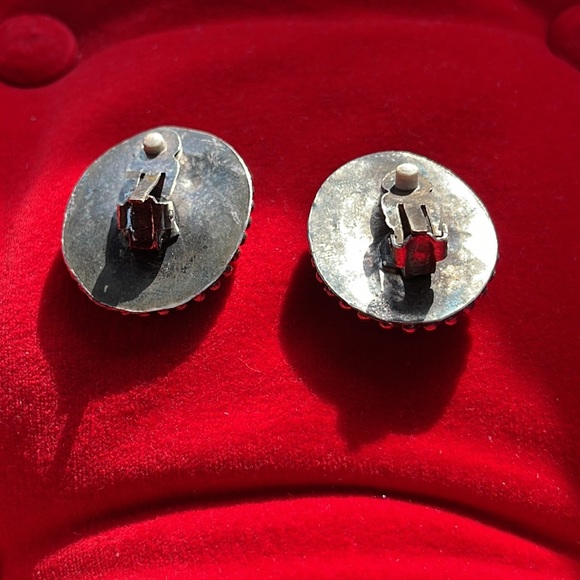 Natural Stone Clipon Earrings. - Picture 4 of 5